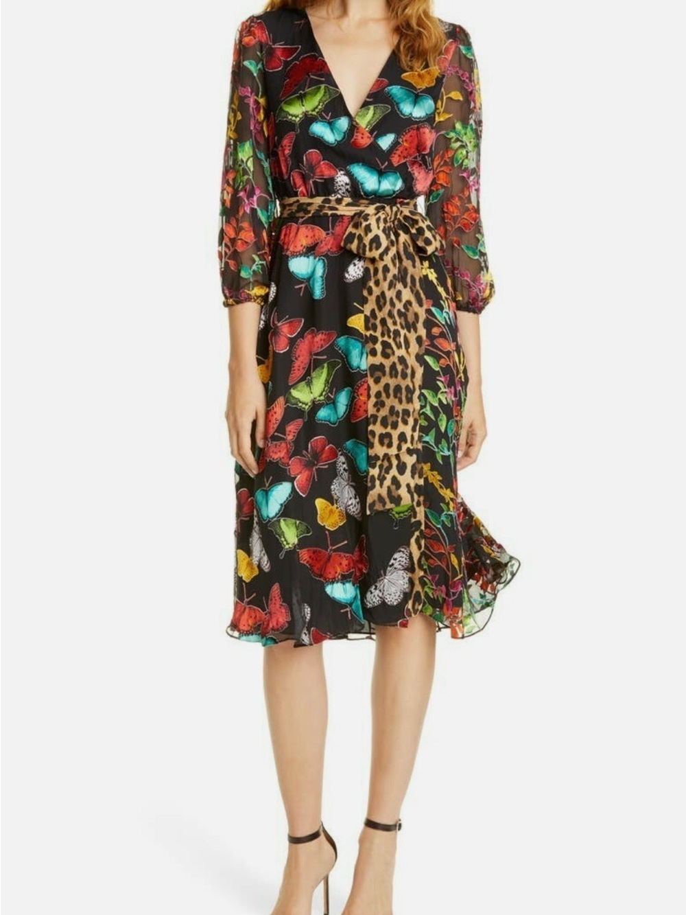 Alice + Olivia Black Butterfly Print Wrap Midi Dress. Sassy and fun 🦋